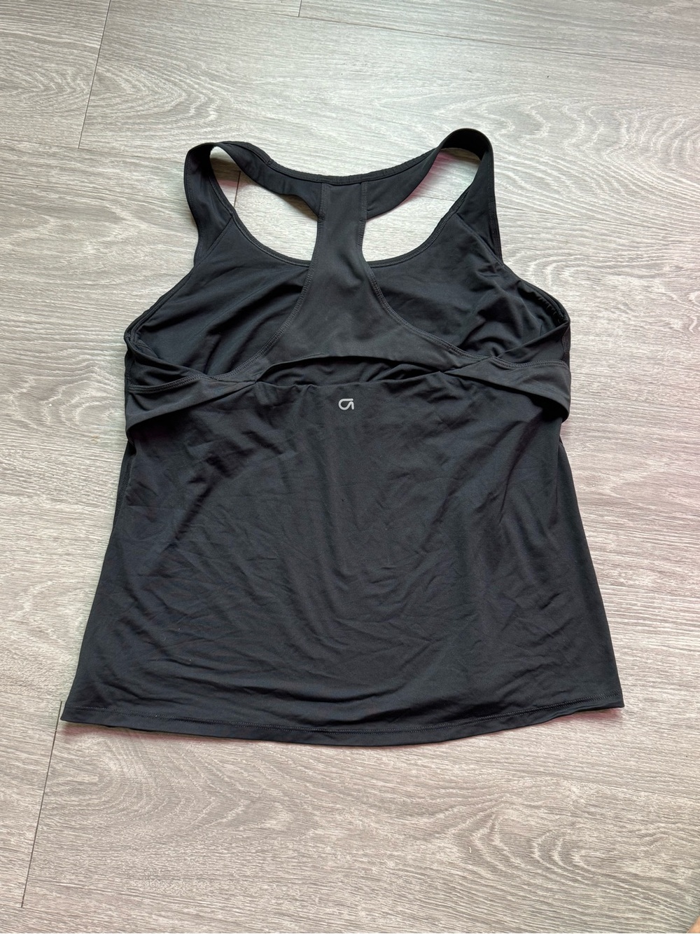 GAP Black Racerback workout Tank Top XL gently used - Picture 2 of 5